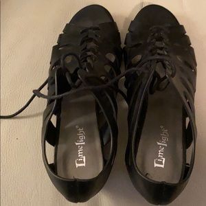 Cute Black Cute Out Low Wedge Heals